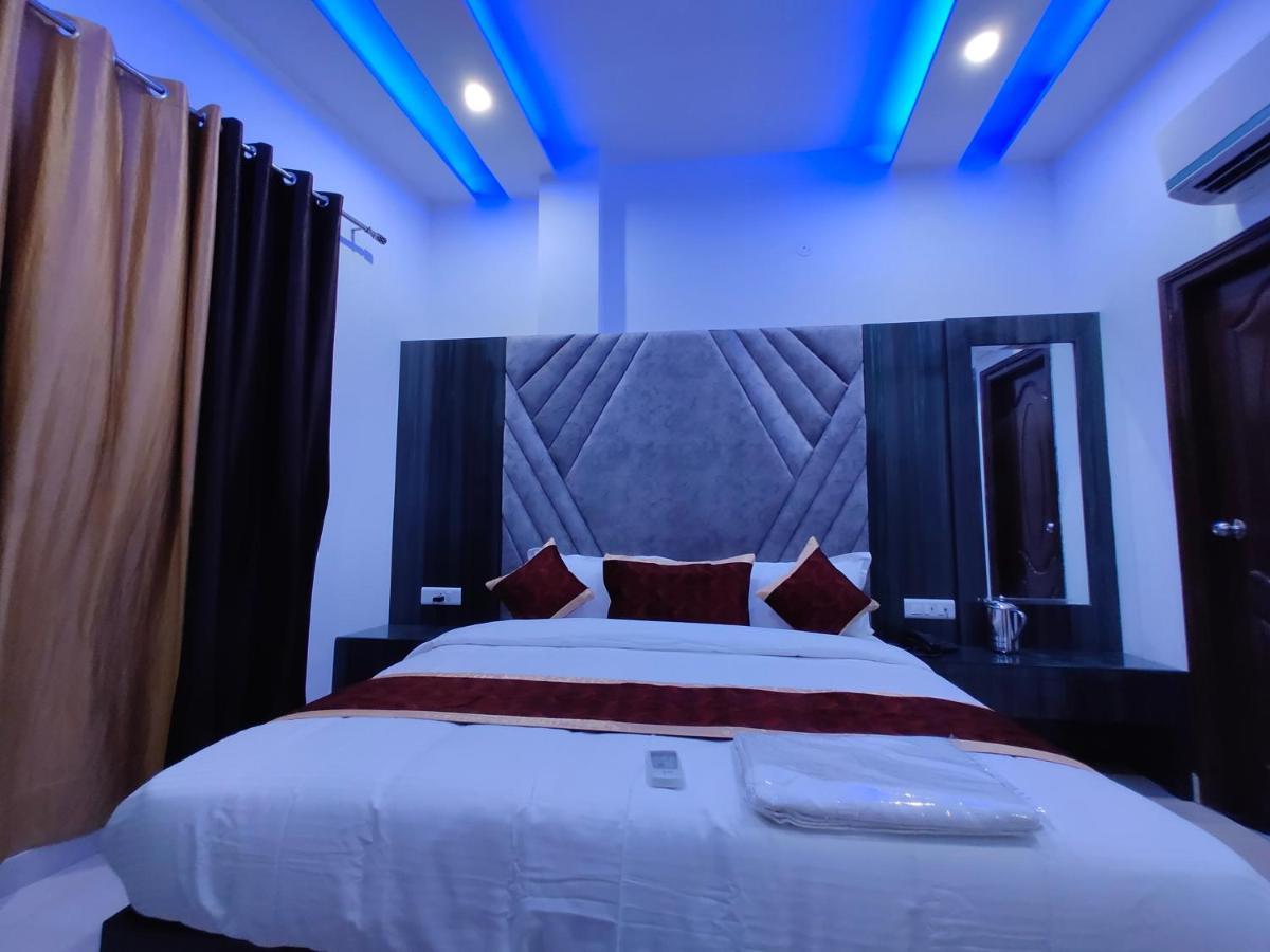 Hotel 51 Amritsar Bagian luar foto