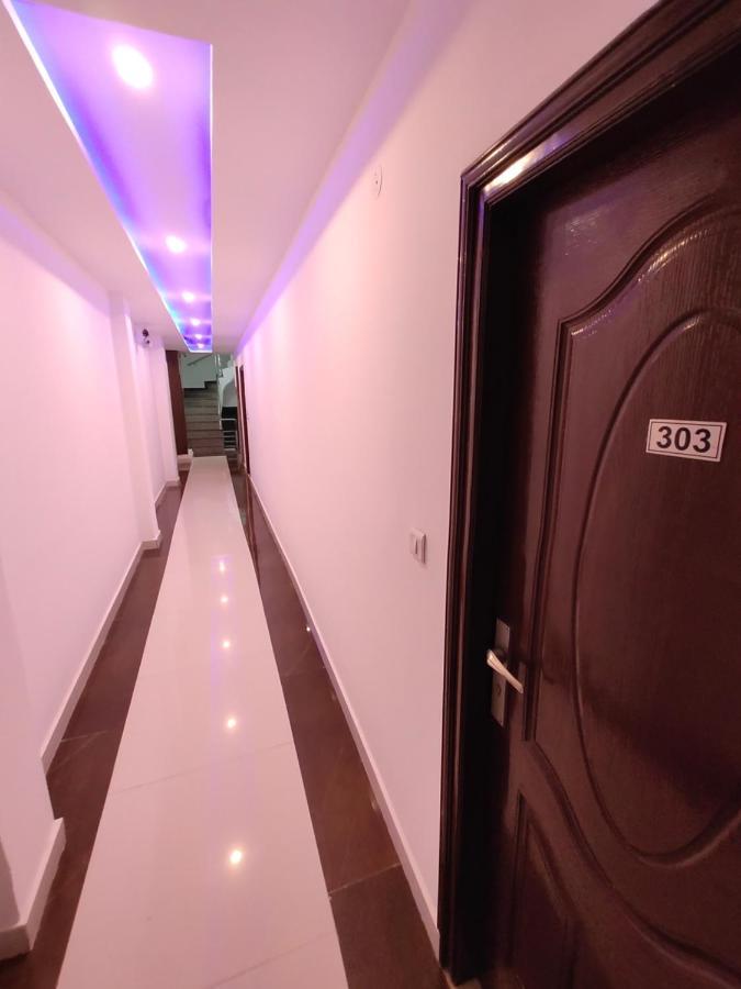 Hotel 51 Amritsar Bagian luar foto