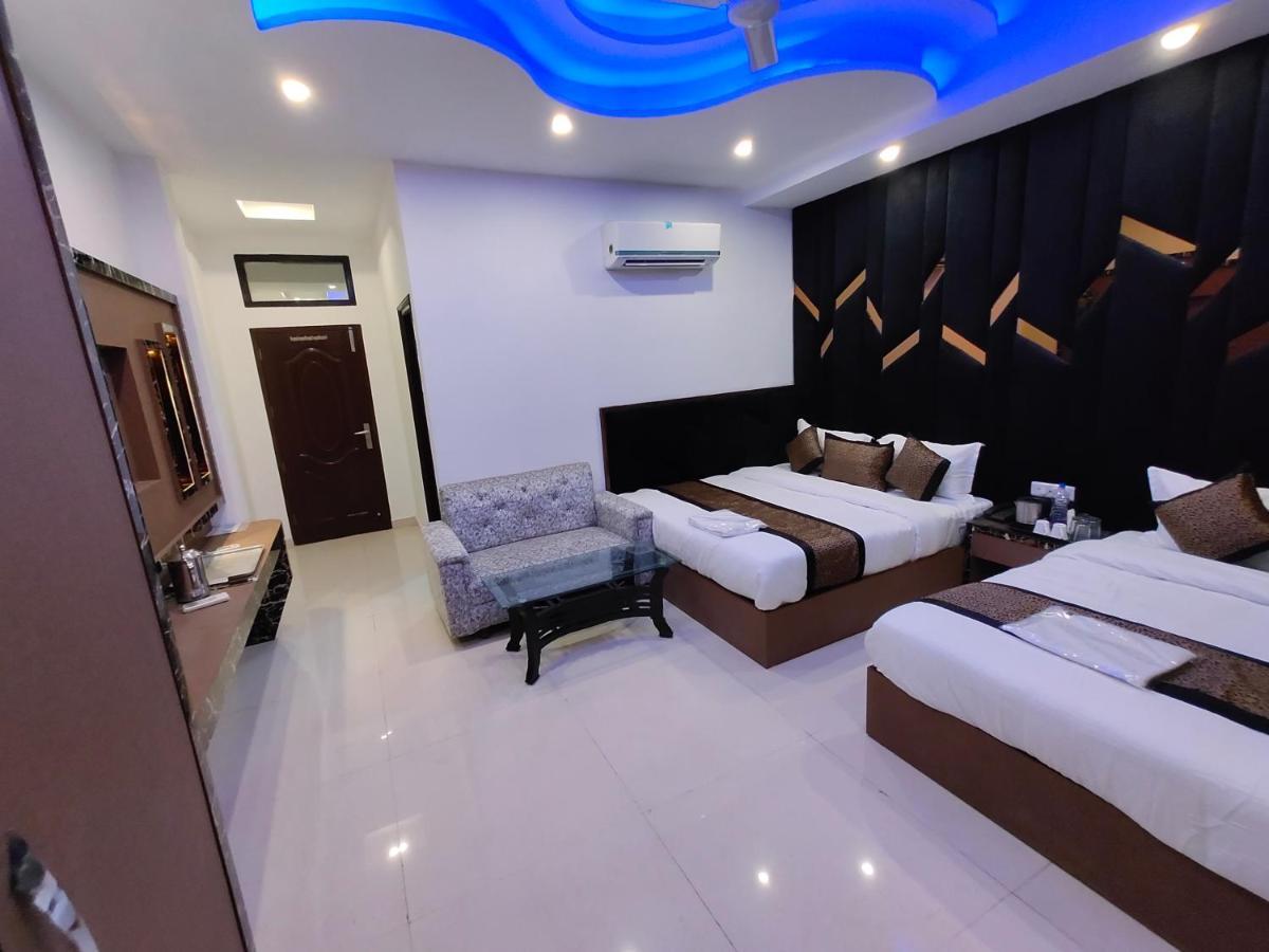 Hotel 51 Amritsar Bagian luar foto