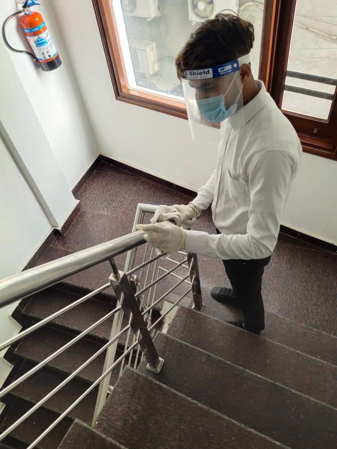 Hotel 51 Amritsar Bagian luar foto