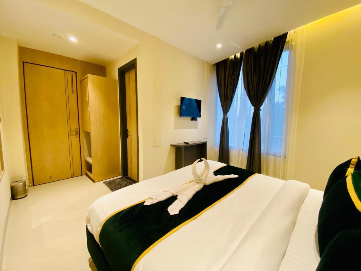 Hotel 51 Amritsar Bagian luar foto