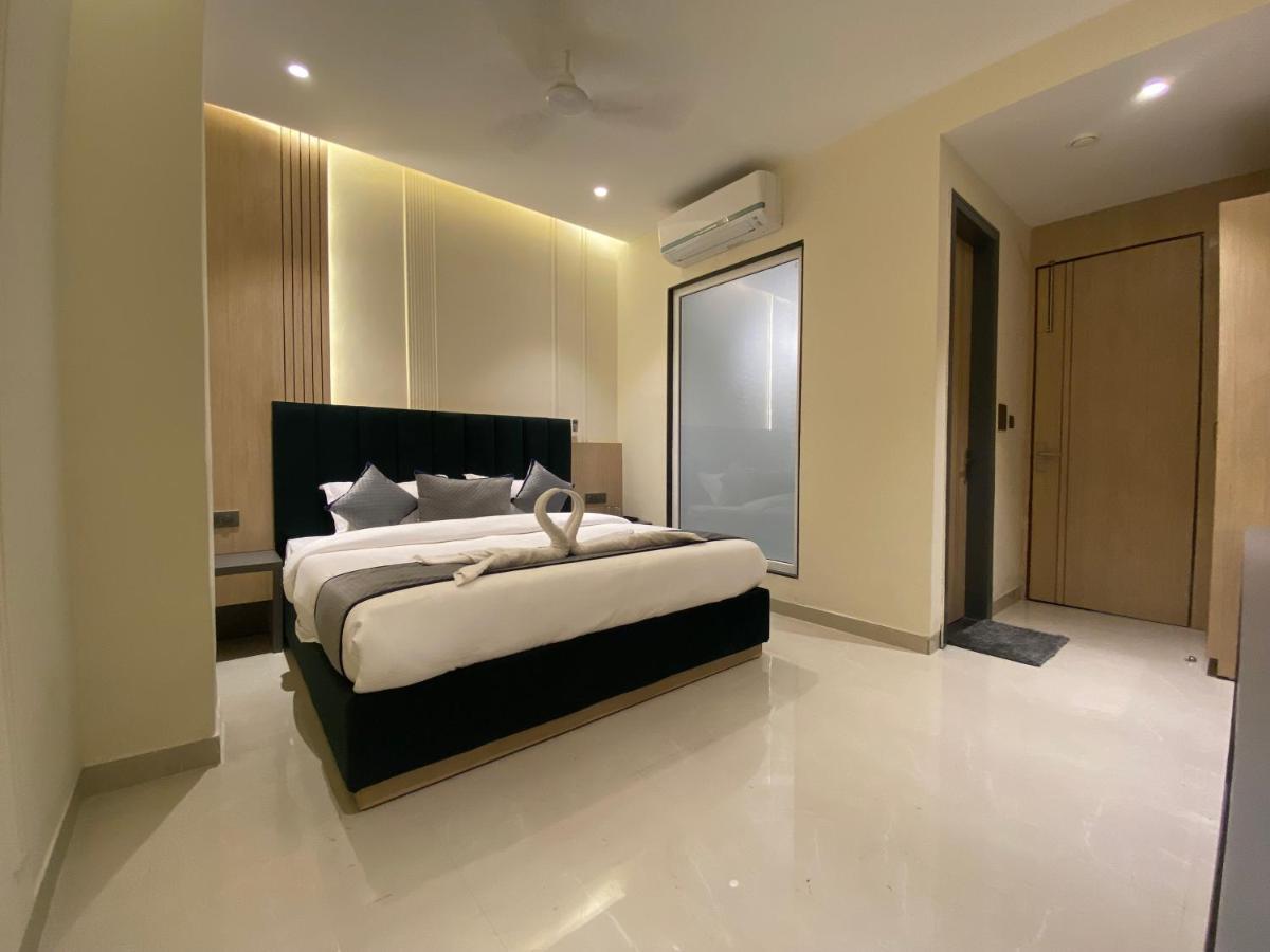 Hotel 51 Amritsar Bagian luar foto