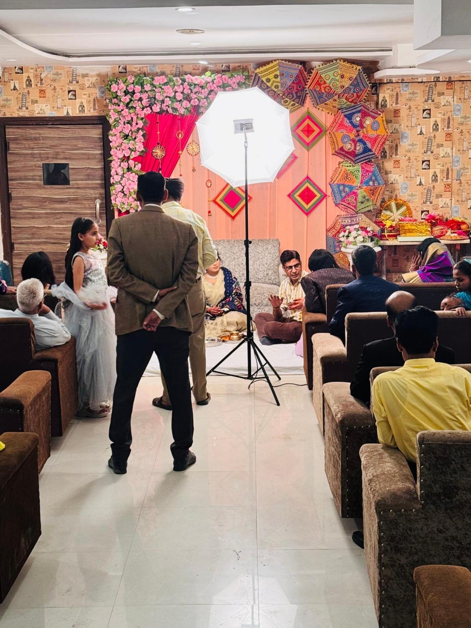 Hotel 51 Amritsar Bagian luar foto